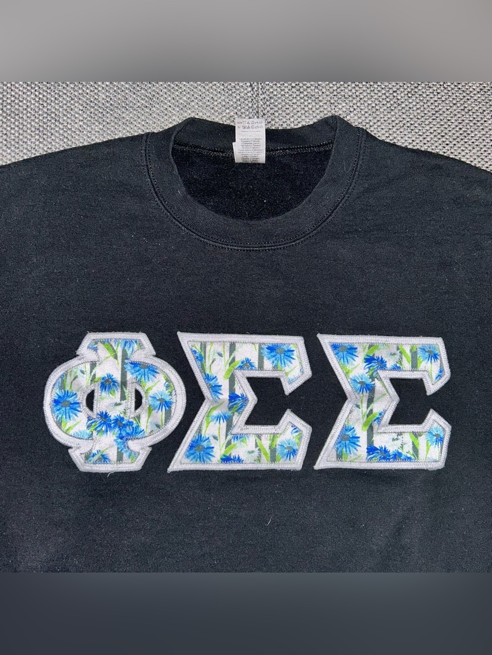 Rare Phi Sigma Sigma black floral embroidered crewneck sweatshirt